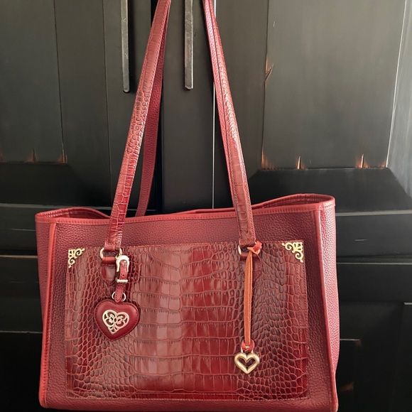 ❤️SOLD❤️Vintage Brighton Red Croc Embossed Handbag - Picture 2 of 12